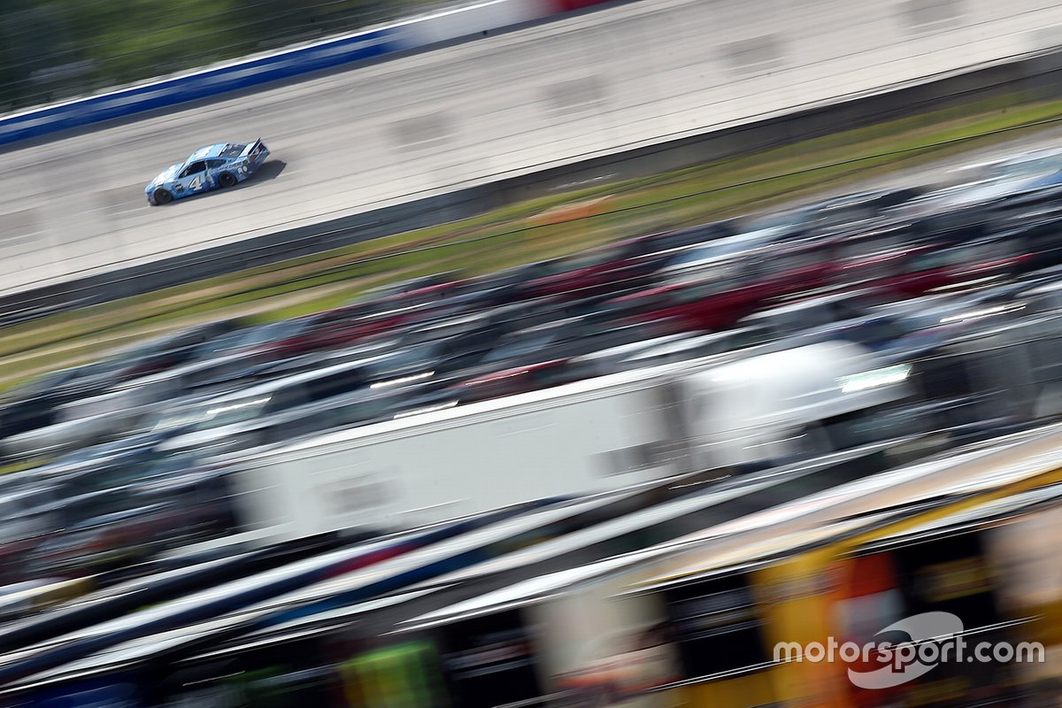 Kevin Harvick, Stewart-Haas Racing, Ford Mustang