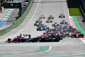 Lirim Zendeli, Trident and Sebastian Fernandez, ART Grand Prix at the start of the race