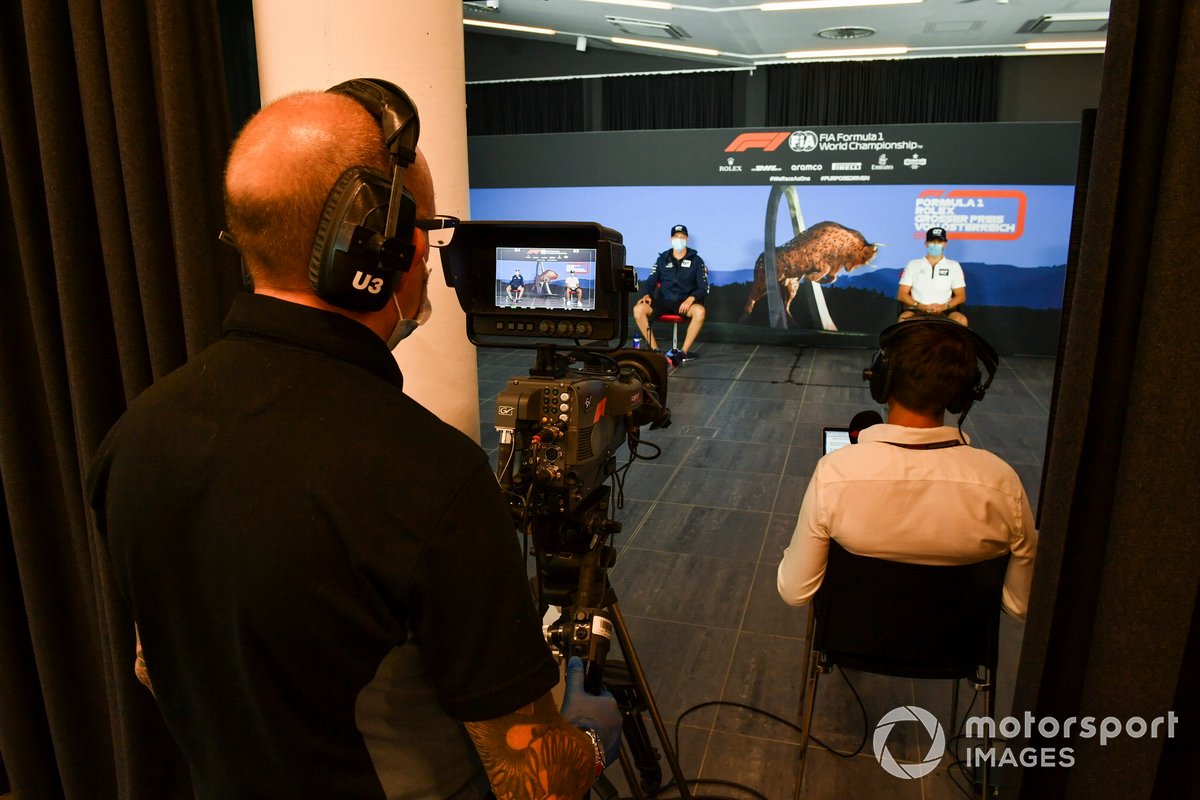 Daniil Kvyat, AlphaTauri and Pierre Gasly, AlphaTauri in the press conference