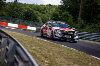 #504 Emir Aşarı, Björn Simon, Nicolas Griebner, BMW 330i, Sorg Rennsport