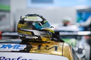 Casco di Stefano Monaco, Dinamic Motorsport