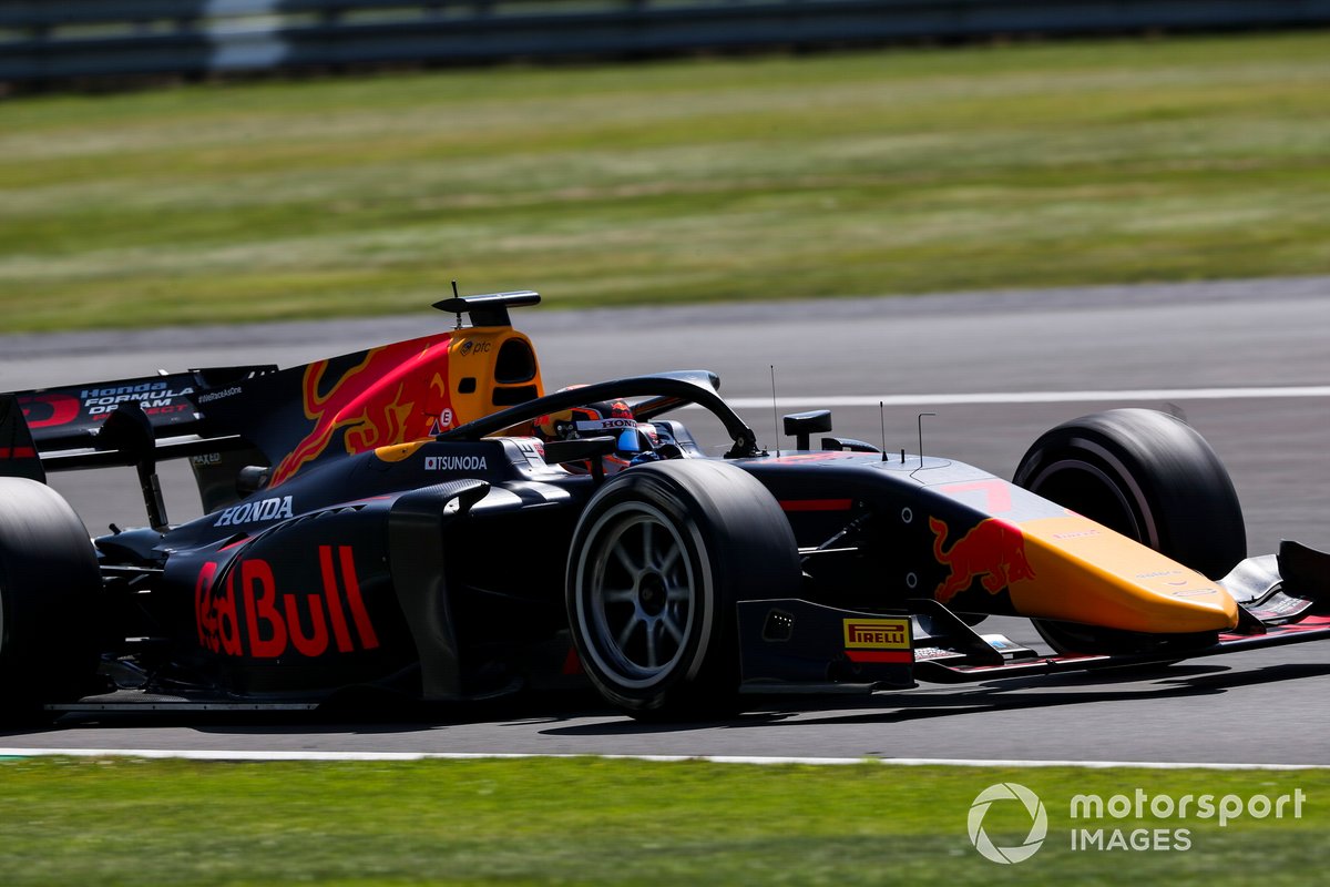 Yuki Tsunoda, Carlin