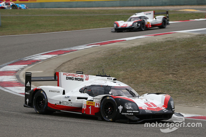 #1 Porsche Team Porsche 919 Hybrid: Neel Jani, Andre Lotterer, Nick Tandy