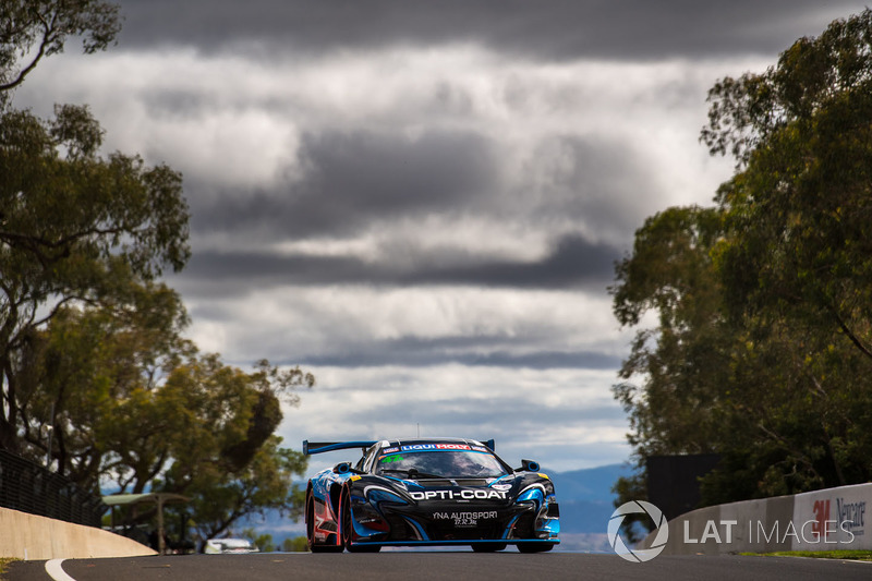 #47 YNA Autosport McLaren 650S GT3: Scott McLaughlin, Fraser Ross, Andrew Watson, Alexander West