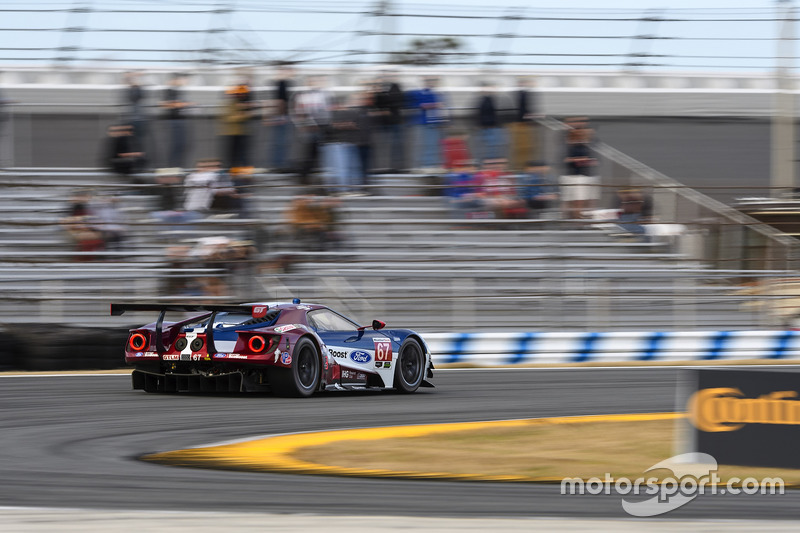 #67 Chip Ganassi Racing Ford GT, GTLM: Ryan Briscoe, Richard Westbrook, Scott Dixon