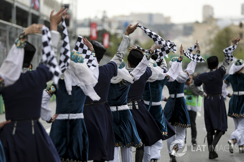 Bailarines