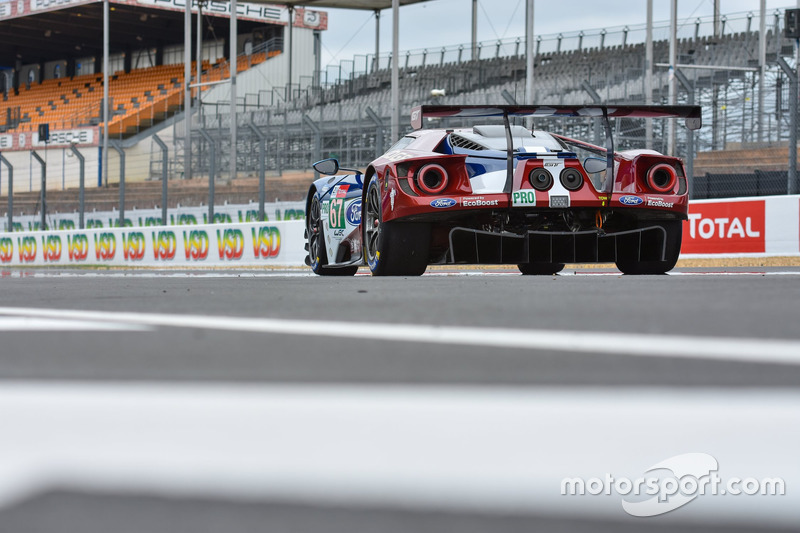 #67 Ford Chip Ganassi Racing Ford GT
