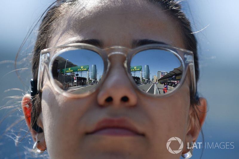 Pit lane reflejos