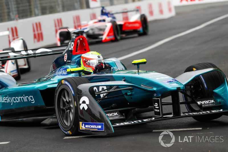 Oliver Turvey, NIO Formula E Team, Felix Rosenqvist, Mahindra Racing