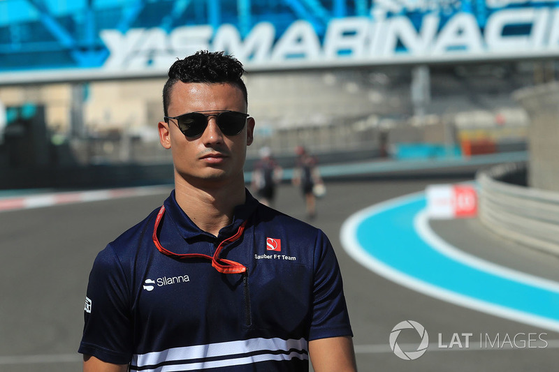 Pascal Wehrlein, Sauber walks the track