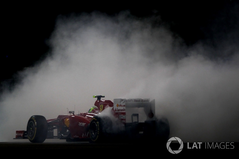 Felipe Massa, Ferrari F2012, spins after battling for position with Mark Webber, Red Bull Racing RB8