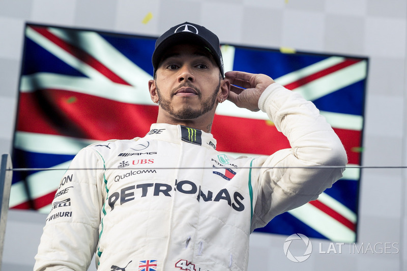 Podio: segundo lugar Lewis Hamilton, Mercedes-AMG F1