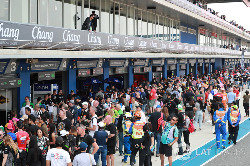Pit walk