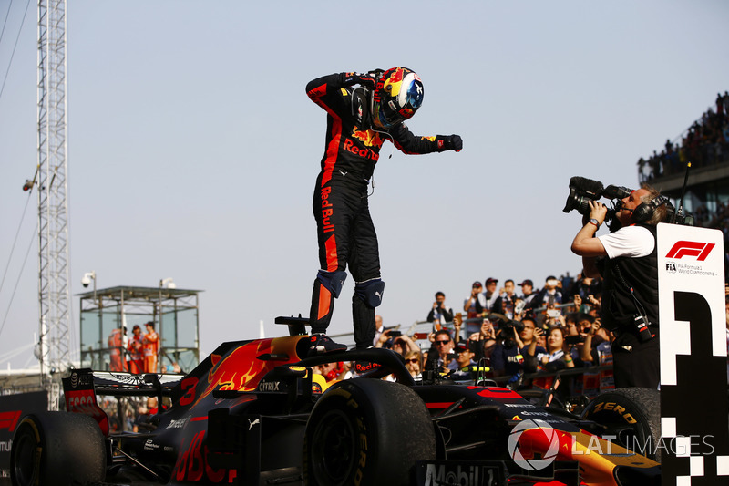 Ganador de la carrera Daniel Ricciardo