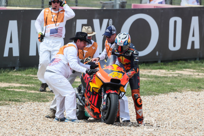 Crash of Pol Espargaro, Red Bull KTM Factory Racing