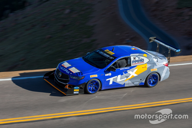 #173 Nick Robinson, Acura TLX A-Spec