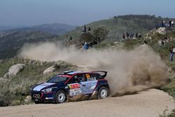 Яри Хуттунен и Антти Линнакето, Hyundai i20 R5, Hyundai Motorsport