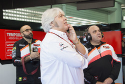 Giovanni Cuzari, team principal Forward Racing