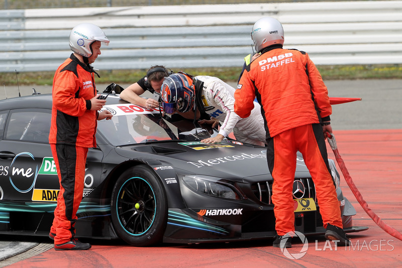 Edoardo Mortara, Mercedes-AMG Team HWA, Mercedes-AMG C63 DTM stopped on track