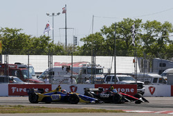 Kollision: Robert Wickens, Schmidt Peterson Motorsports Honda, Alexander Rossi, Andretti Autosport H