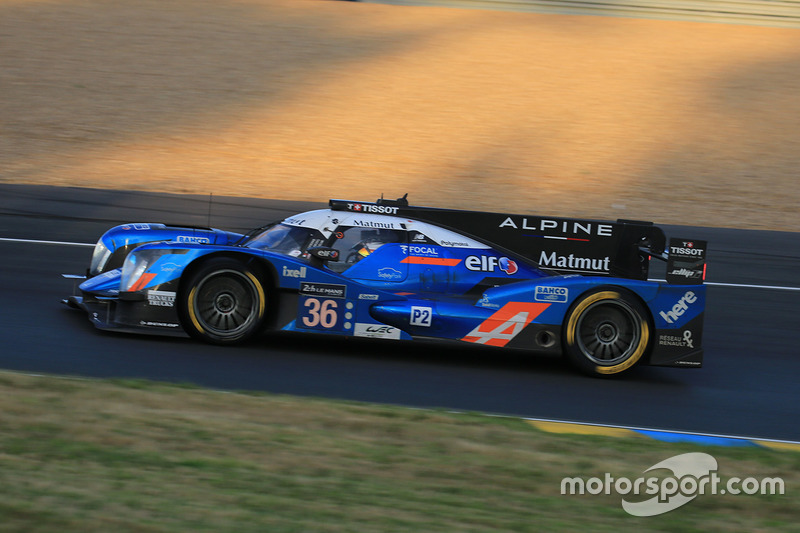 #36 Signatech Alpine A460: Gustavo Menezes, Nicolas Lapierre, Stéphane Richelmi