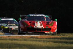 #63 Scuderia Corsa Ferrari 488 GT3: Christina Nielsen, Alessandro Balzan, Jeff Segal