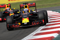 Daniel Ricciardo, Red Bull Racing RB12, Max Verstappen, Red Bull Racing RB12