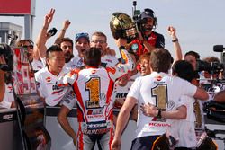 Marc Marquez, Repsol Honda Team, vainqueur de la course et Champion du monde