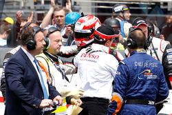 #5 Toyota Racing Toyota TS050 Hybrid: Kazuki Nakajima with Rob Leupen, Toyota Motorsport after the checkered flag