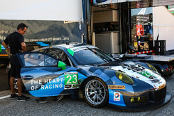 #23 Team Seattle/Alex Job Racing Porsche GT3 R: Mario Farnbacher, Alex Riberas, Ian James