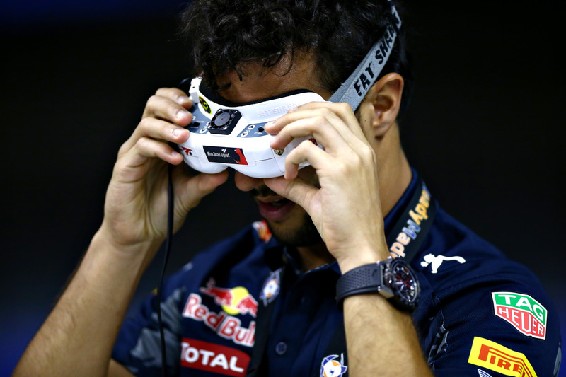 Daniel Ricciardo, Red Bull Racing races a drone