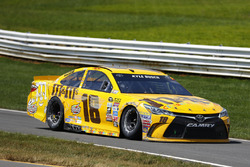 Kyle Busch, Joe Gibbs Racing Toyota, kazalı otomobil