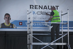 ePrix di Parigi, il box di Sebastien Buemi