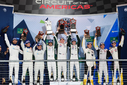 Podium LMGTE Am : première place Paul Dalla Lana, Pedro Lamy, Mathias Lauda, Aston Martin Racing, deuxième place Christian Ried, Wolf Henzler, Joël Camathias, KCMG, troisième place Ricky Taylor, Lars Viljoen, Pierre Ragues, Larbre Competition
