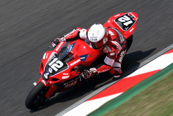 #12 Yoshimura Suzuki: Takuya Tsuda, Joshua Brookes