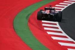 Daniil Kvyat, Scuderia Toro Rosso STR11