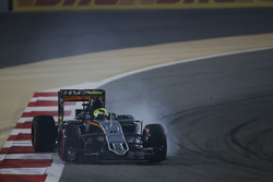 Серхио Перес, Sahara Force India F1 VJM09 блокирует колеса на торможении
