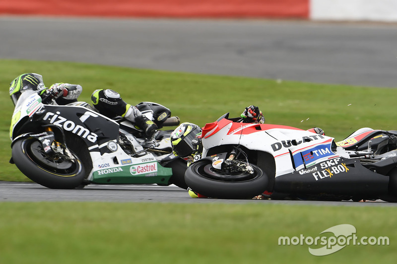 Andrea Iannone, Ducati Team crash