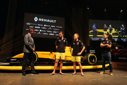 David Croft, Sky Sports Commentator, Jolyon Palmer, Renault Sport F1 Team, Kevin Magnussen, Renault