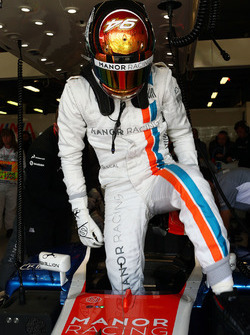 Pascal Wehrlein, Manor Racing MRT05