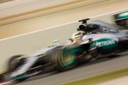 Lewis Hamilton, Mercedes AMG F1 W07 Hybrid