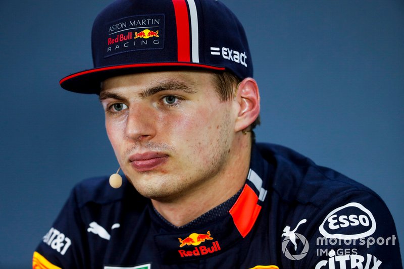 Il poleman Max Verstappen, Red Bull Racing, durante la conferenza stampa