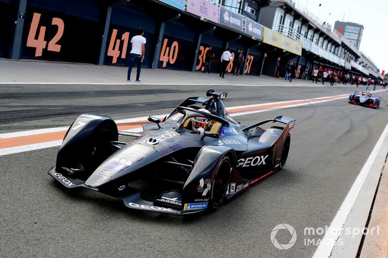 Nico Müller, Dragon Racing, Penske EV-4 exits the pit lane