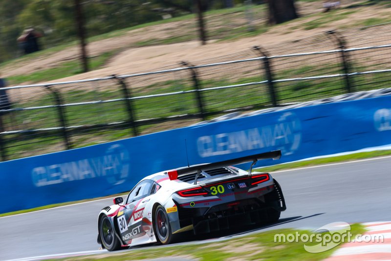 #30 Honda Racing Team JAS Honda NSX GT3: Dane Cameron, Renger Van Der Zande, Mario Farnbacher