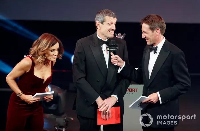 Guenther Steiner, Team Principal, Haas F1, sul palco
