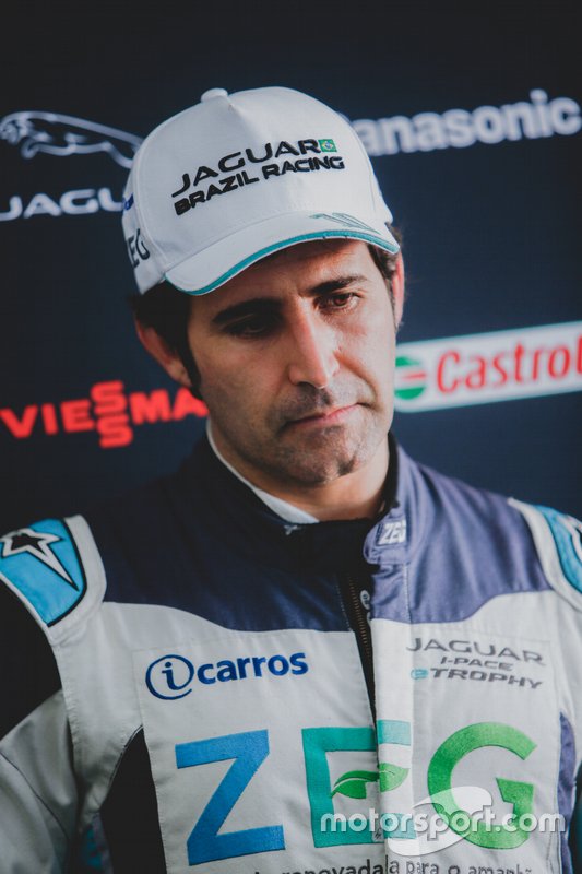 Teste de Sérgio Jimenez em carro da Fórmula E em Valência