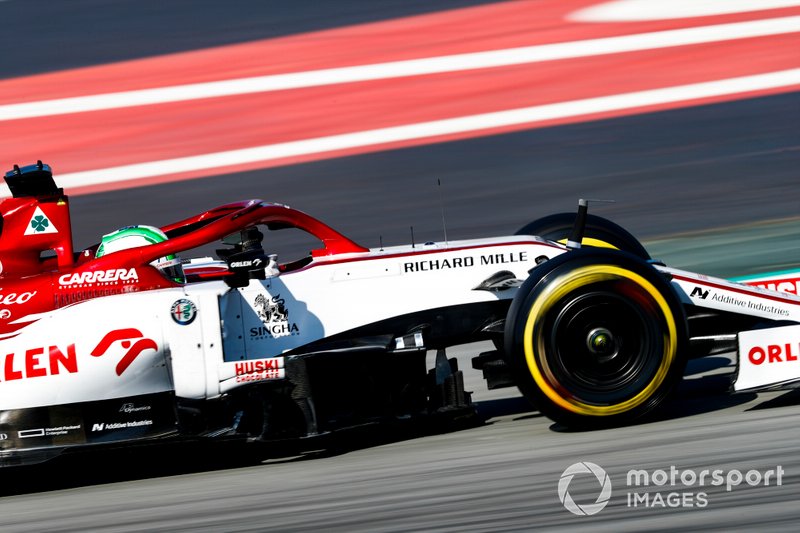 21º Antonio Giovinazzi, Alfa Romeo Racing C39: 1:19.670 (con neumáticos C3)