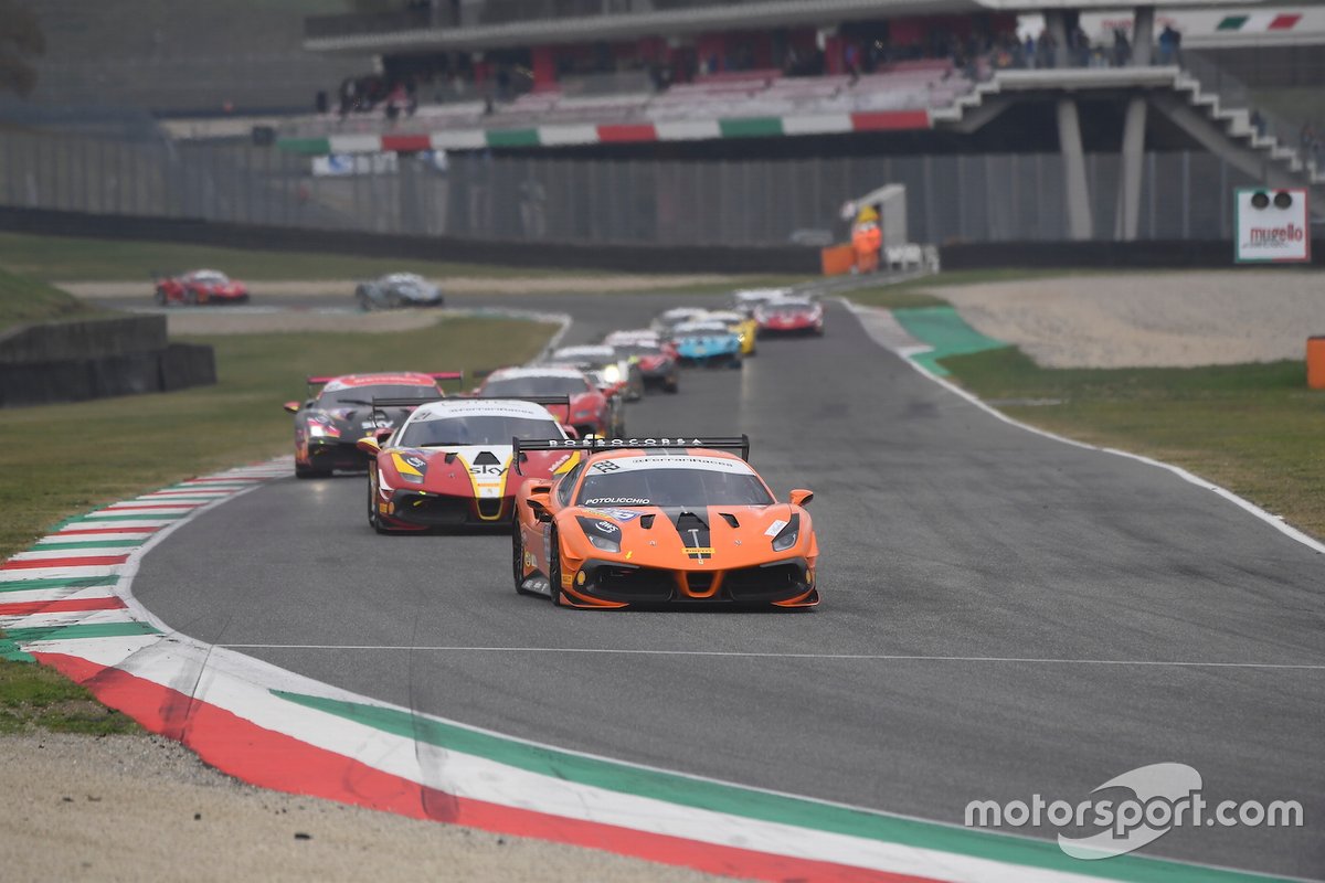 La partenza della Finale Mondiale del Trofeo Pirelli