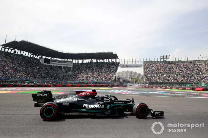 Lewis Hamilton, Mercedes W12