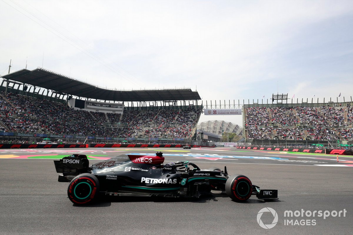 Lewis Hamilton, Mercedes W12